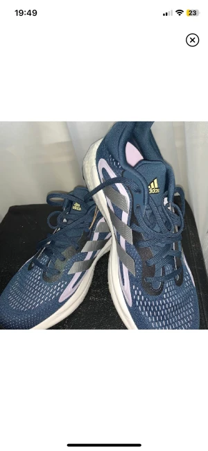 Adidas Continental - Helt nya!