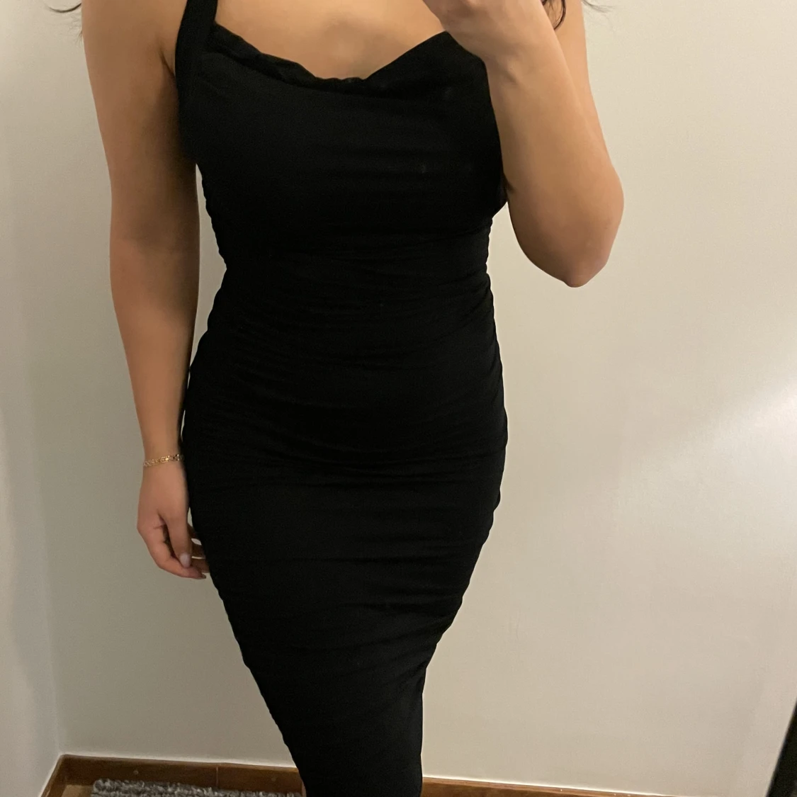 Svart klänning från asos 