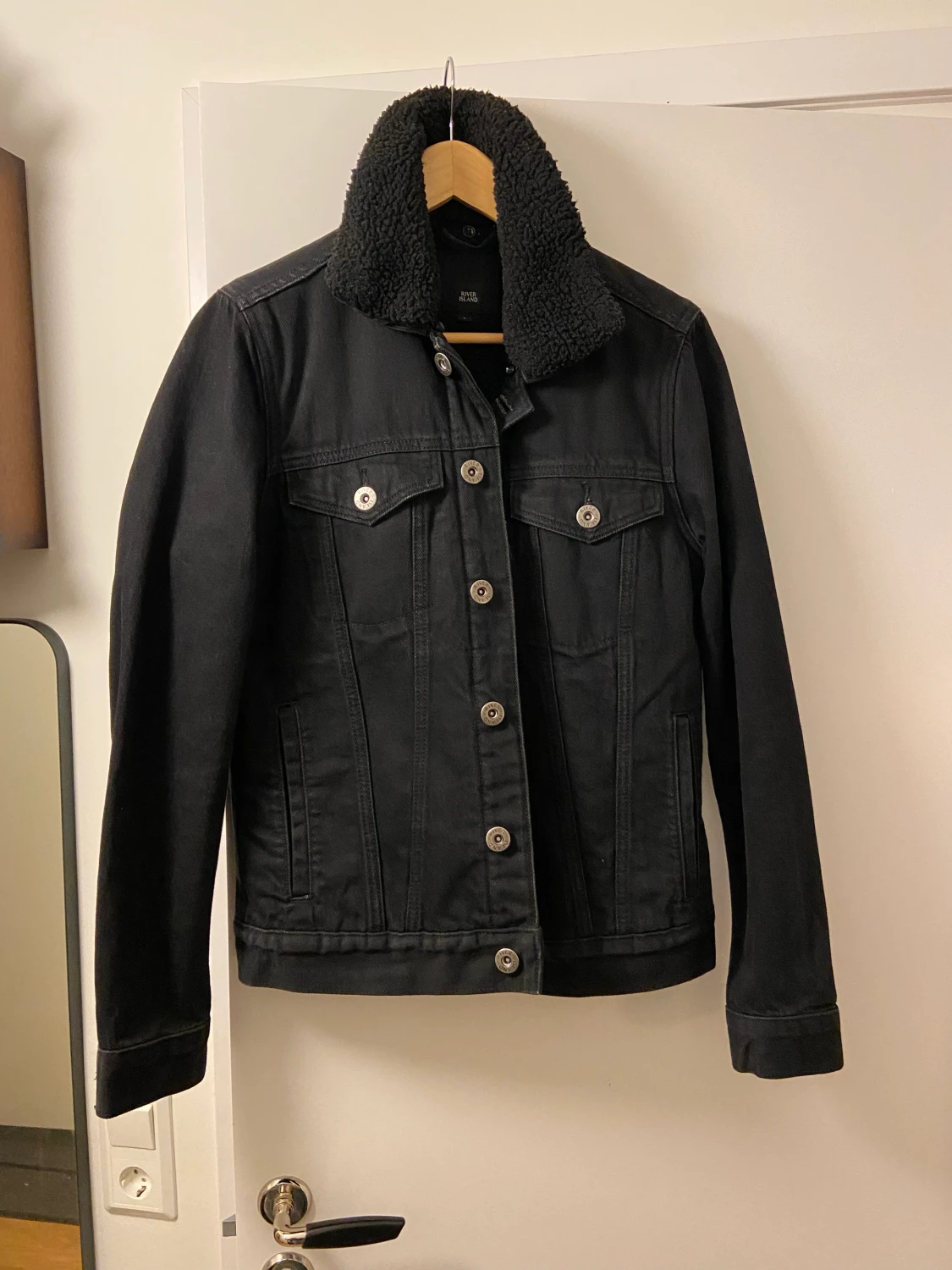 Svart jeansjacka, fodrad, Storlek S