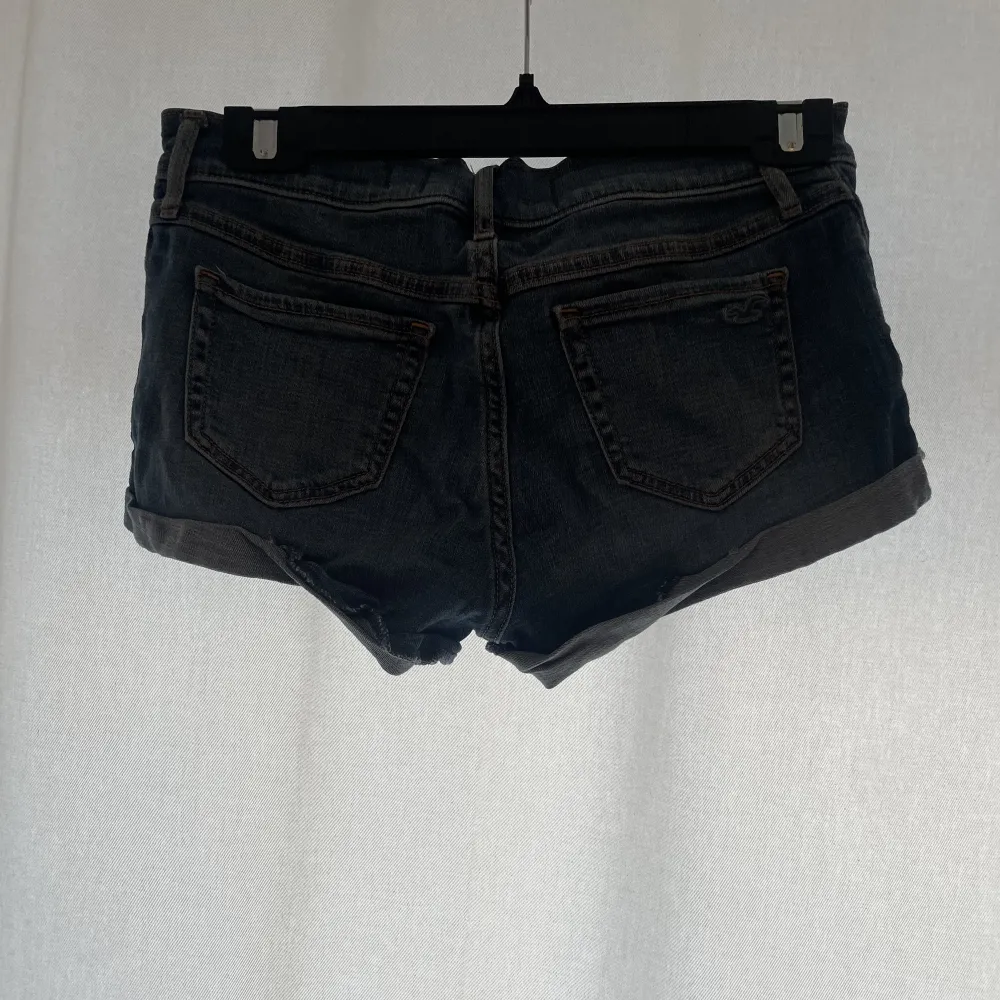 Korta shorts, perfekta för sommaren, nypris 500kr. Shorts.
