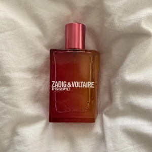 Zadig & Volataire This is love! parfym  - Sparsamt använd parfym från Zadig - THIS IS LOVE! 50 ml 