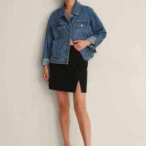 Recycled Slit Mini Skirt - Aldrin använd & lappen finns kvar! Köpt för 249, säljer för 100