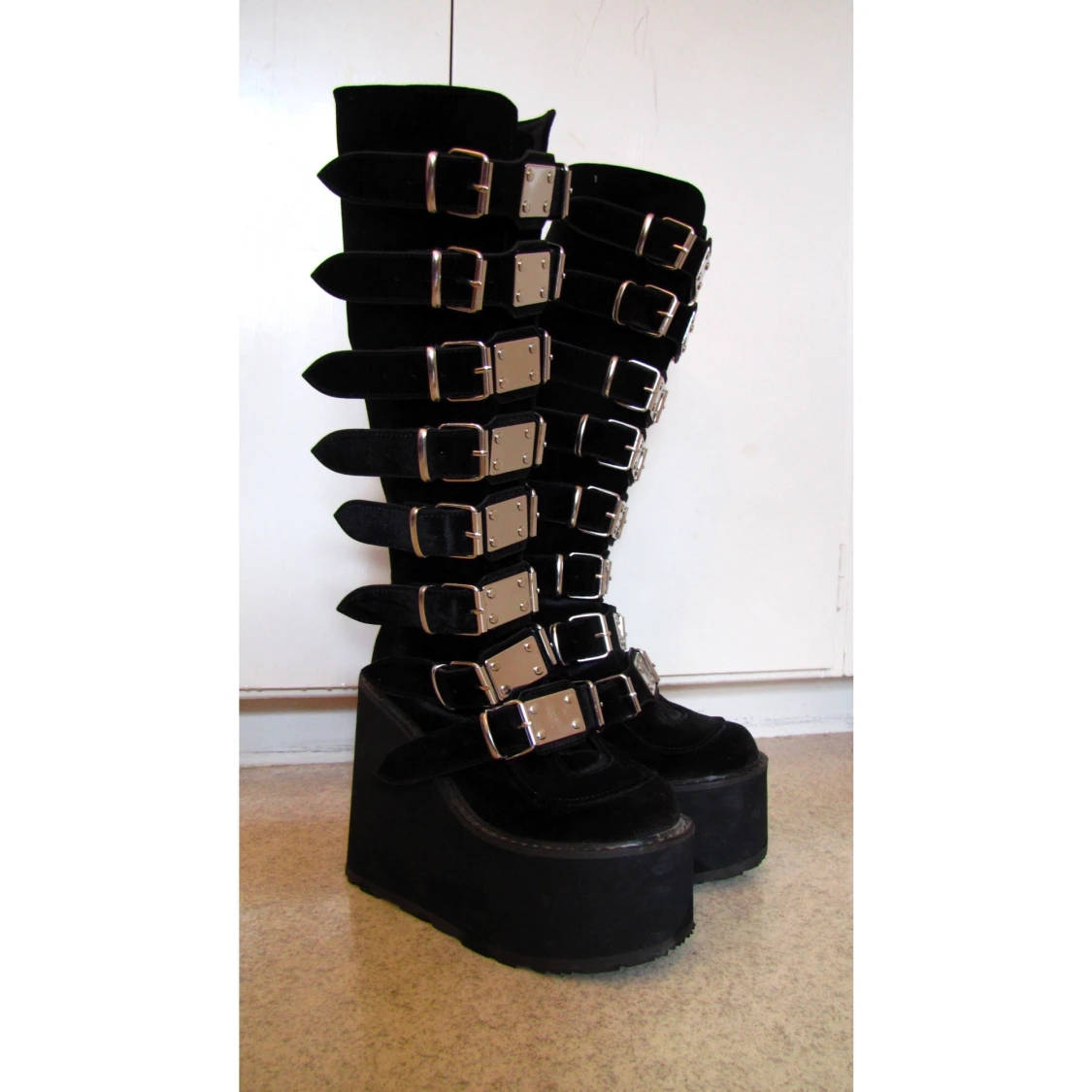Demonia skor Black Velvet SWING-815, strl 36