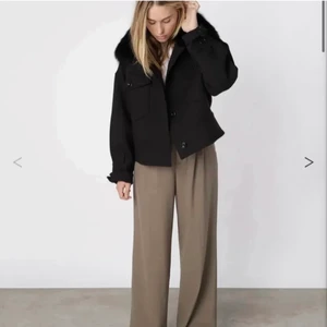 Meotine jacka - Så snygg meotine jacka, säljs för 1000kr Täcken på användning finns