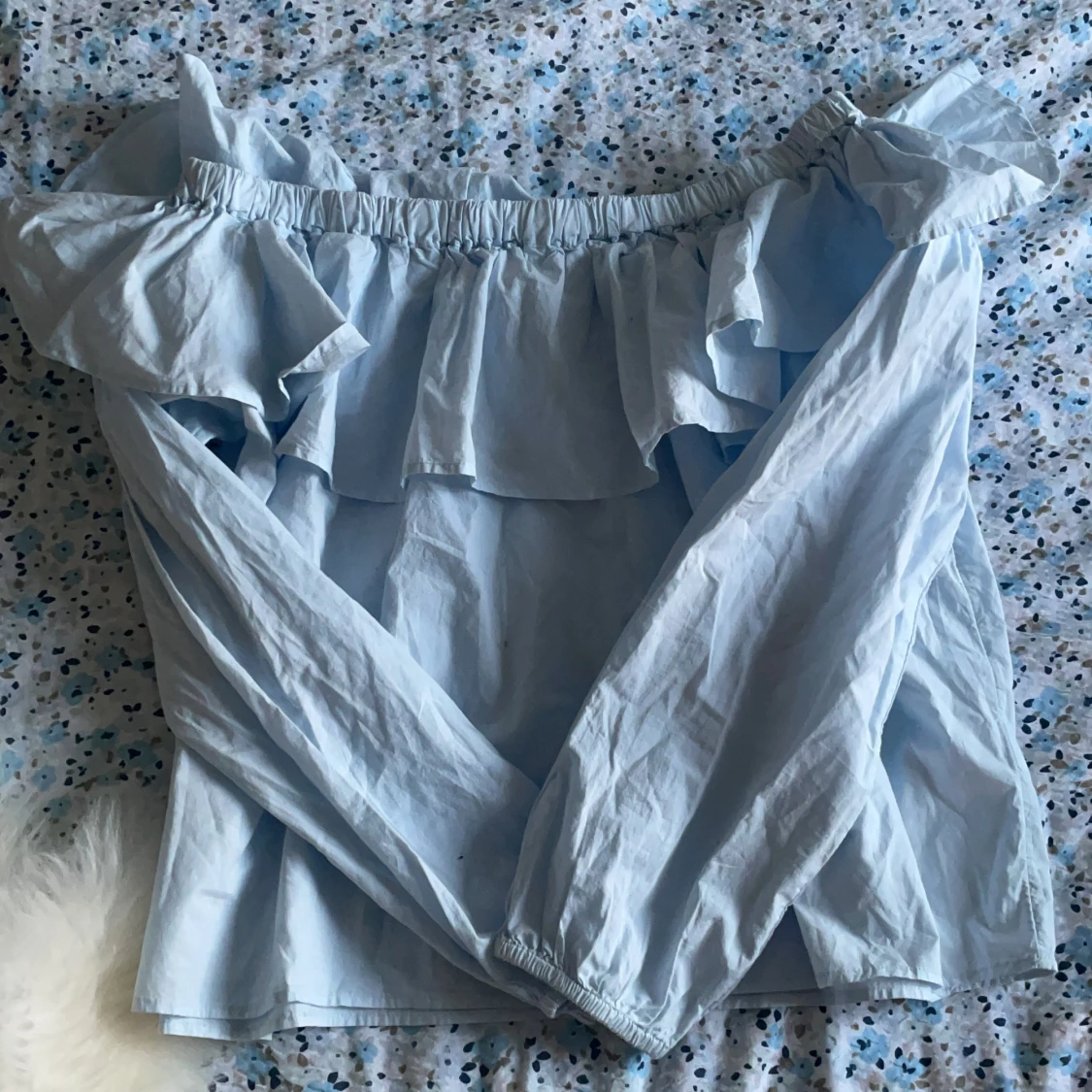 Off shoulder top - 90