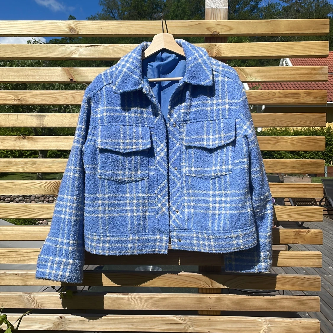 Blå jacka från Monki