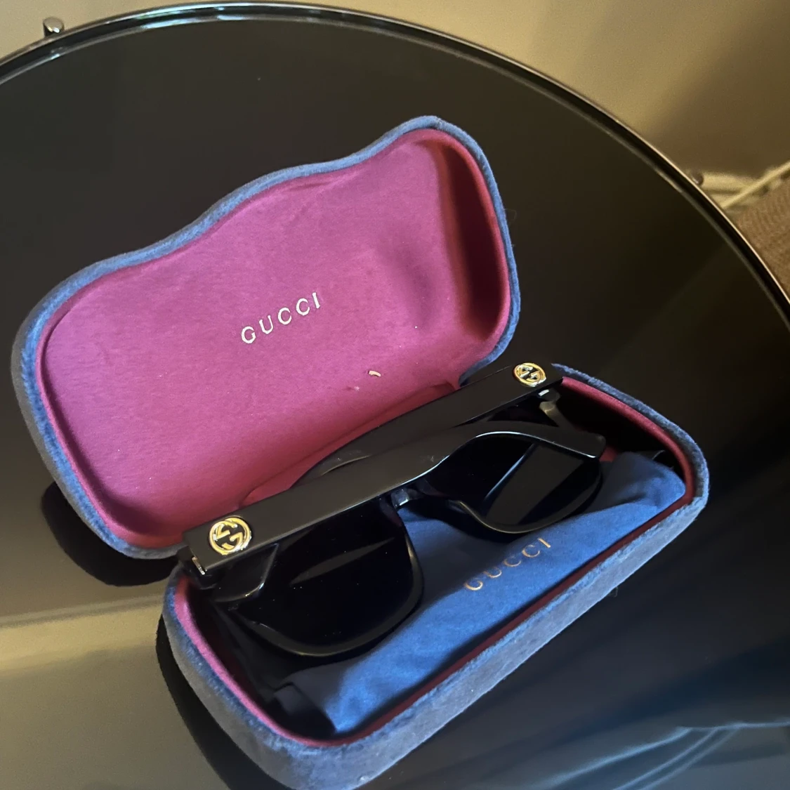 Gucci solglasögon - 90