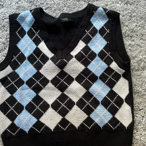 Vest - 89kr + frakt