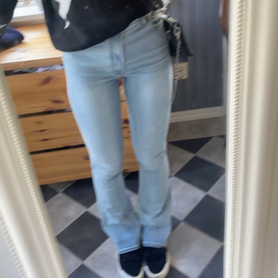 Ljusblå bootcut jeans - 90