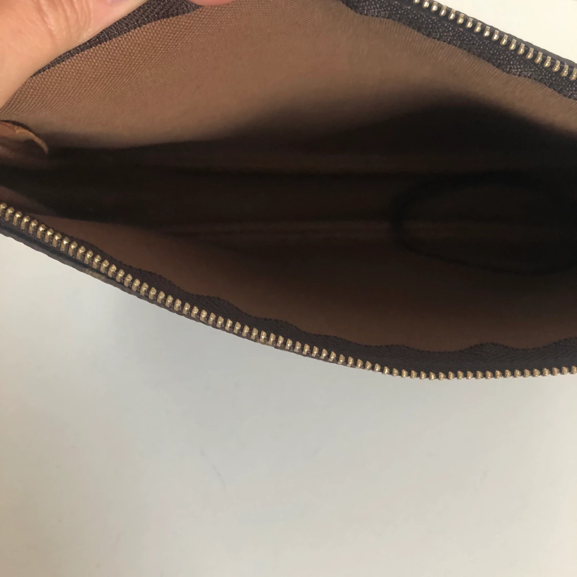 Louis vuitton väskan - 90