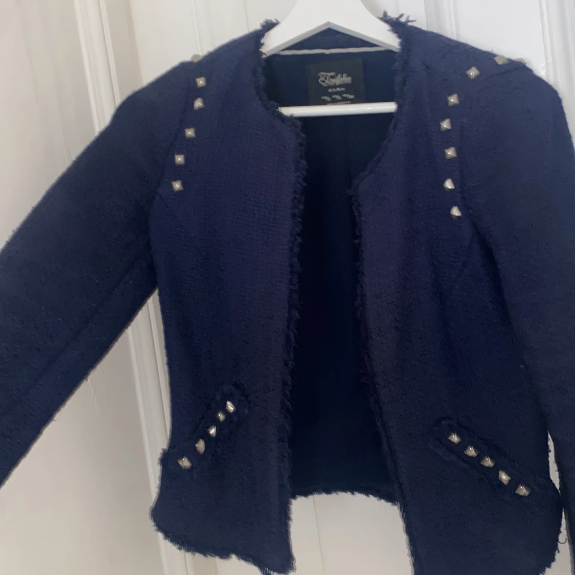 Jacka med snygga detaljer  - 91