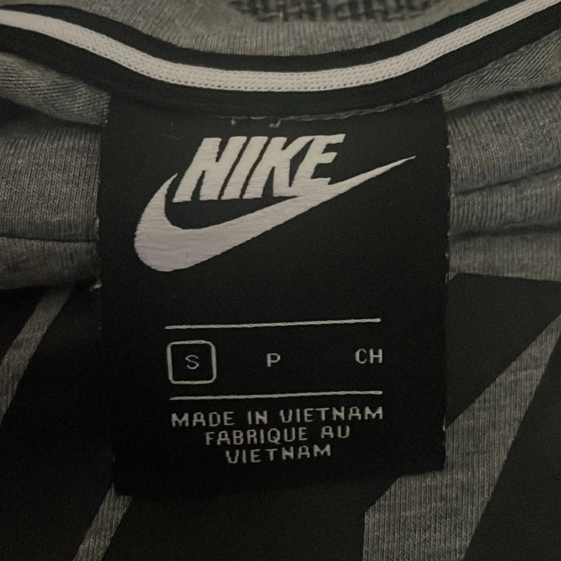 Nike croppad t-shirt, storlek S  - 91