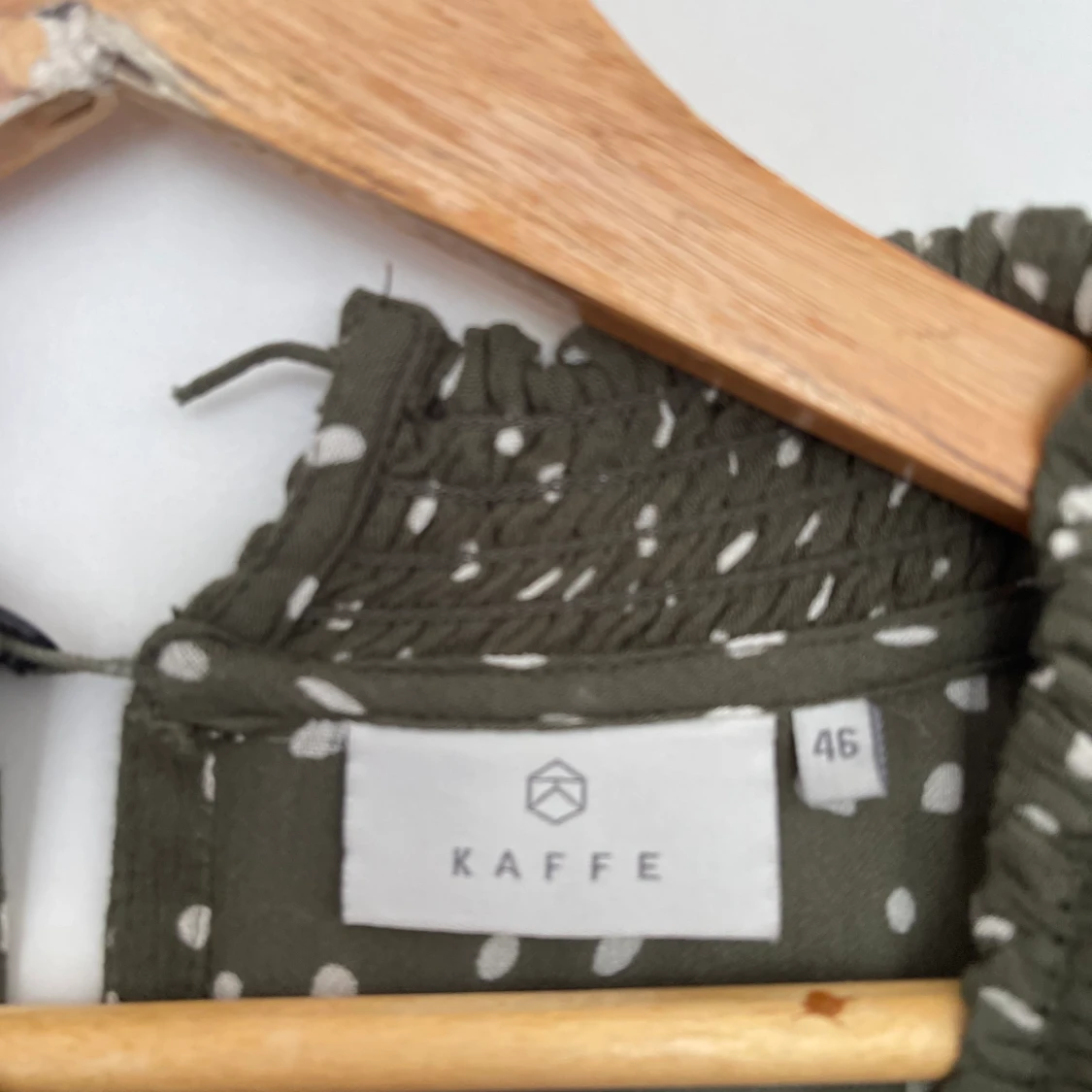 Kaffe klänning  - 91