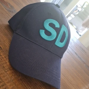 Fin kepa - Fin kepa knappt använd 