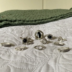Ring set - Ringar från shein i (fake) silver. Dock i bra skick