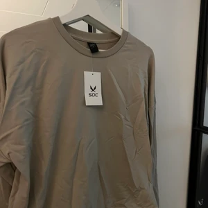 Tröja - Tröja från Soc, oanvänd med lapp kvar