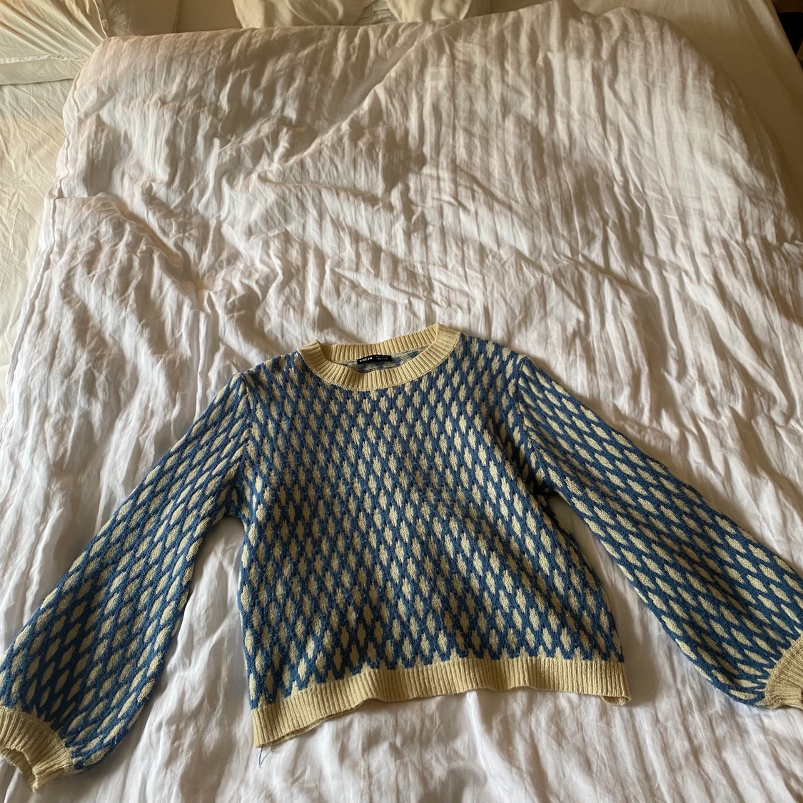 Stickad tröja - 91