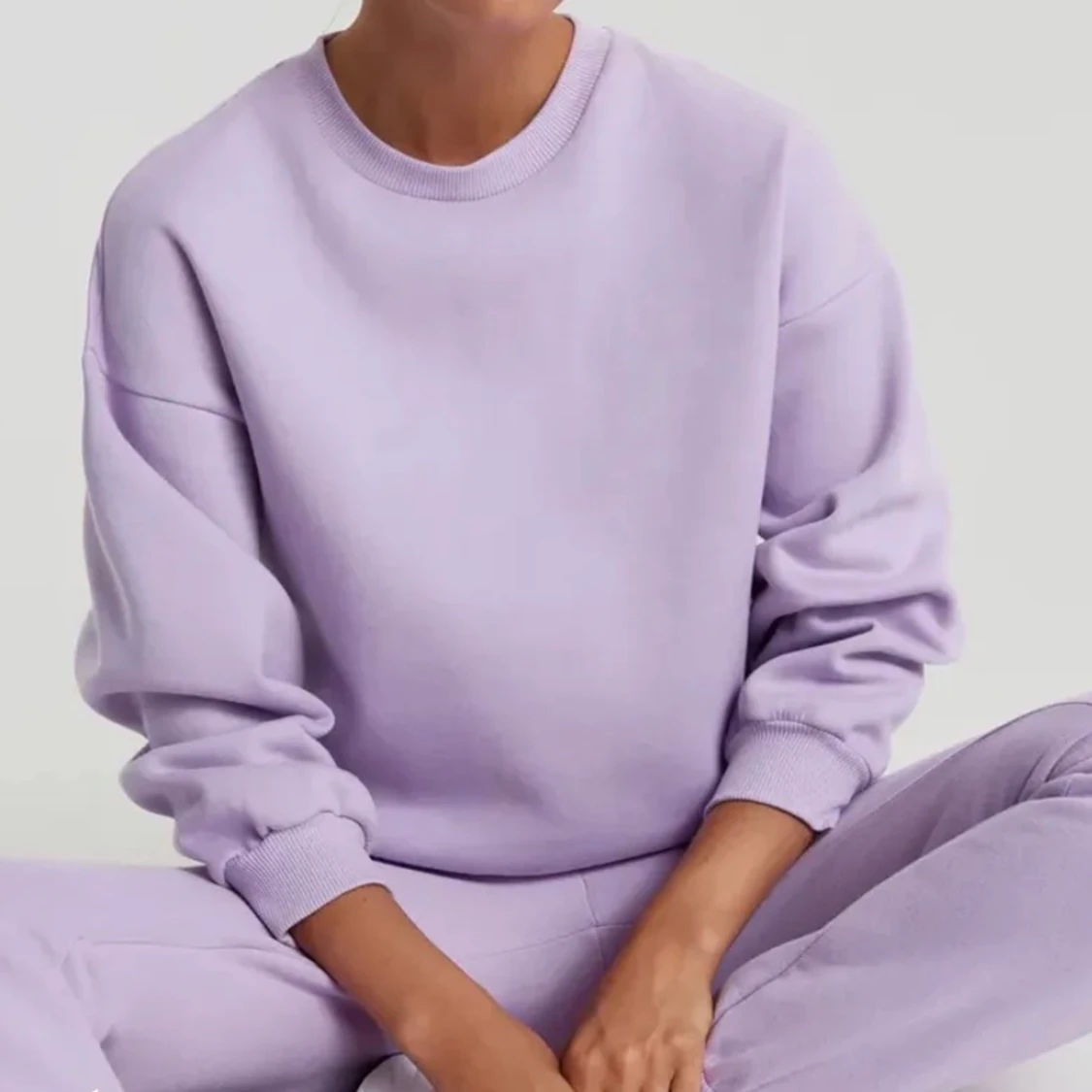 Lila tröja från Gina tricot  - 1