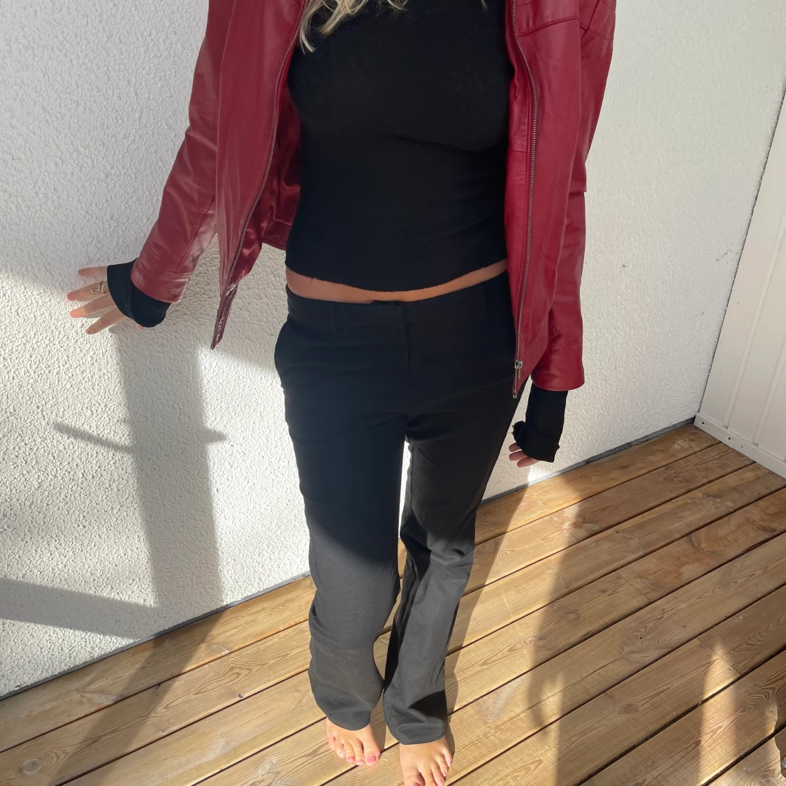 Svarta lågmidjade kostymbyxor