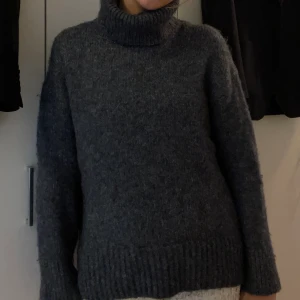 Stickad polo - Så mjuk och varm och perfekt nu till hösten! 