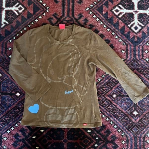 Esprit topp - Brun esprit topp med sött tryck på