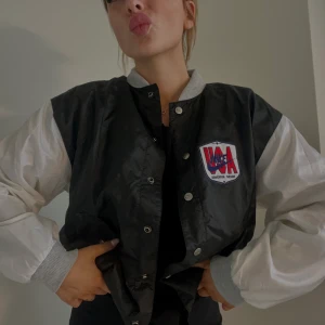 Vintage Nike baseboll jacka  - En fin vintage baseboll jacka. Storlek S  