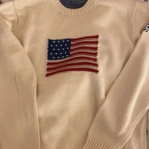 Stickad tröja från gant😍🍁⚡️ - Super fin stockholmstils tröja i nyskick😍🫶🏻