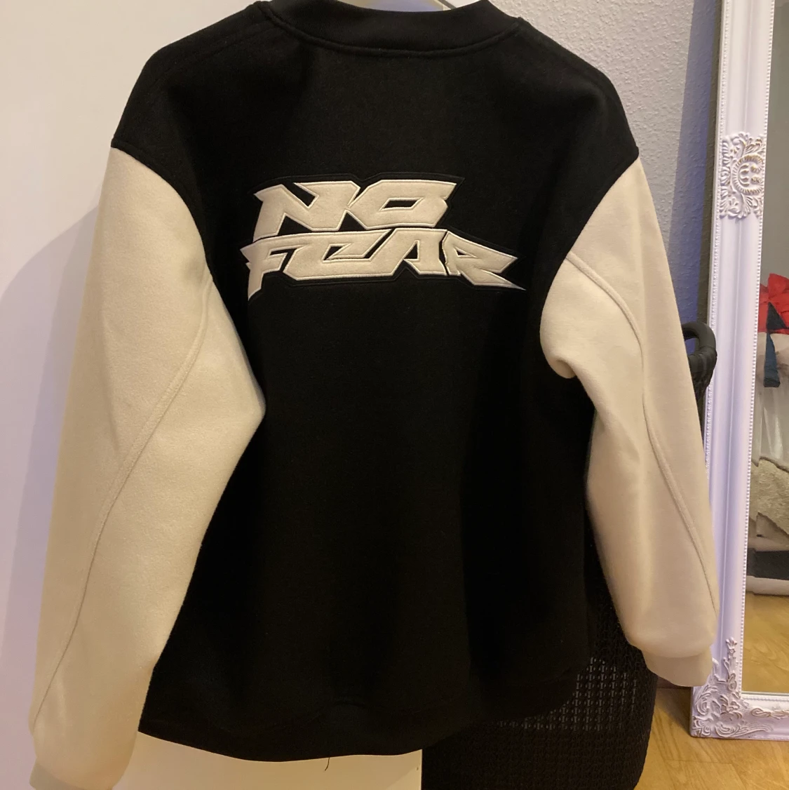 Svart basketball jacka - 90