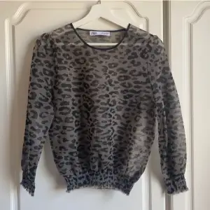 Leopard mesh topp Zara, strl S