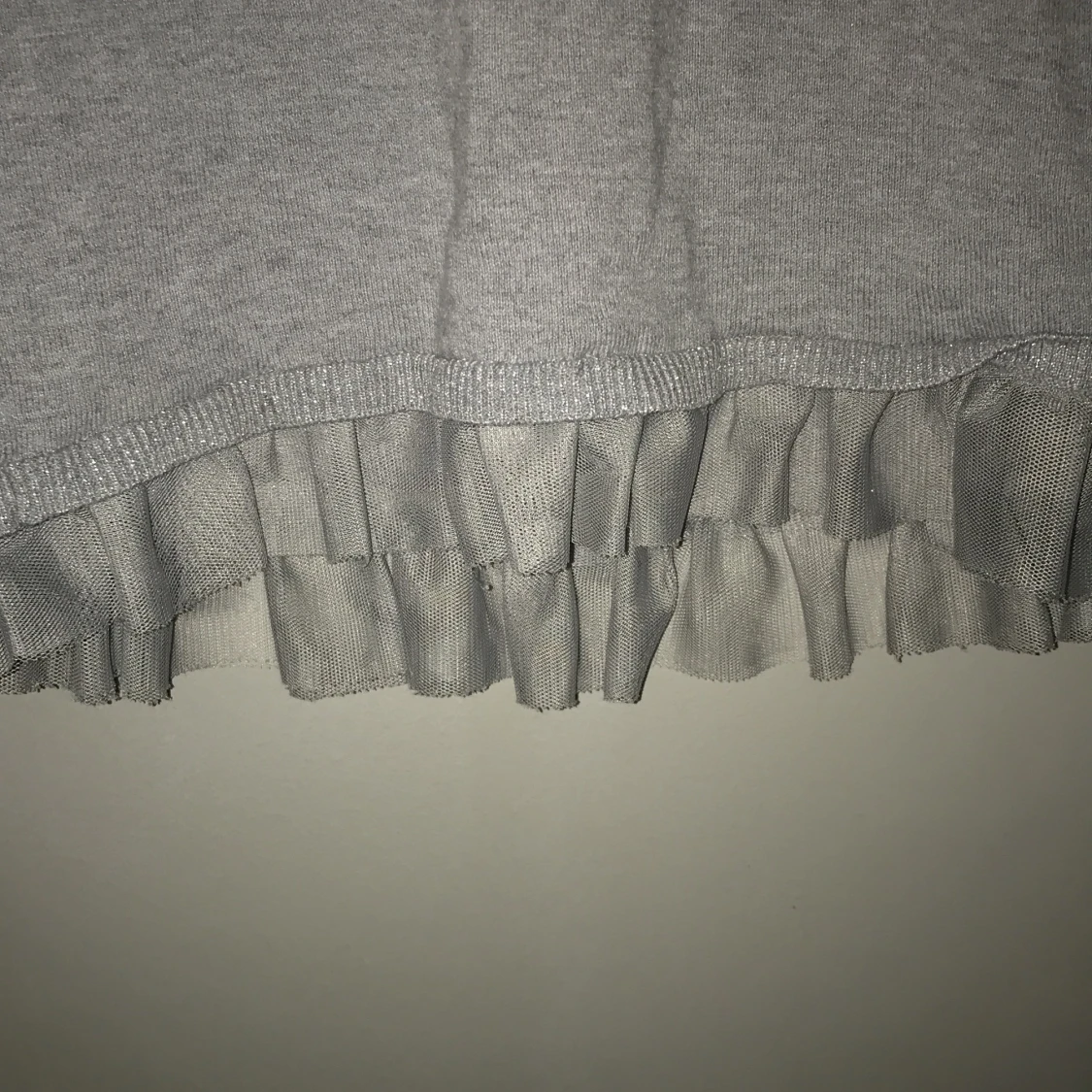 Grå långärmad tröja - 90