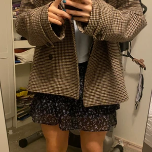 Volangkjol - Jättecool volangkjol från strandinavius. Tveka inte vid frågor💓💓