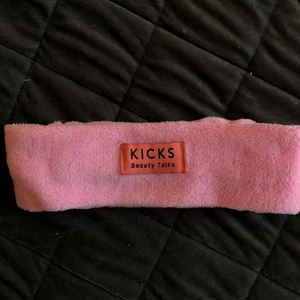 Hårband  - Hårband från kicks! Helt ny, helt oanvänd!