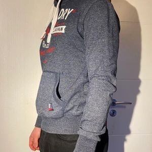 Superdry hoodie storlek M - Ganska tjock hoodie i gott skick. 
