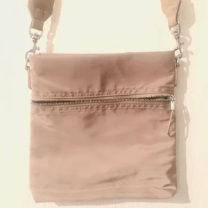 Purse / handbag 👜  - Purse, handbag.