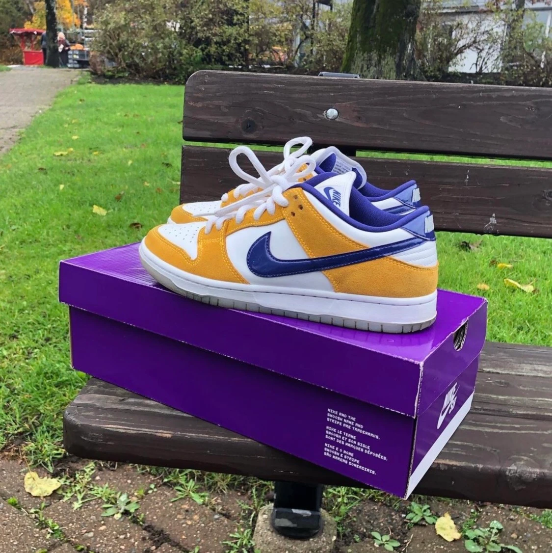 Nike dunk laser orange