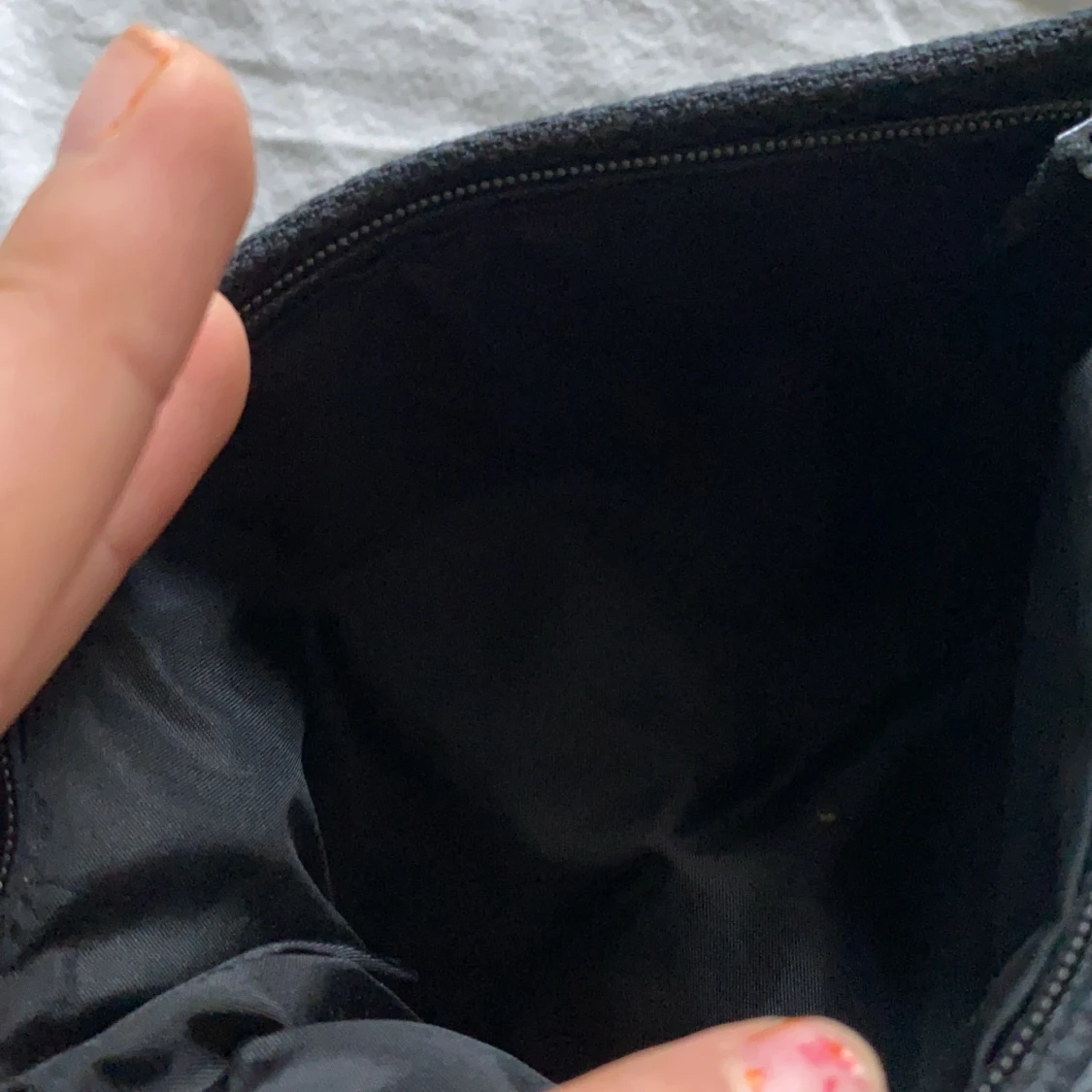 En liten necessär, smidig att ta med.✨ - 90