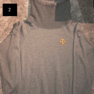 Billiga tröjor - Bra skick, knappt använda.