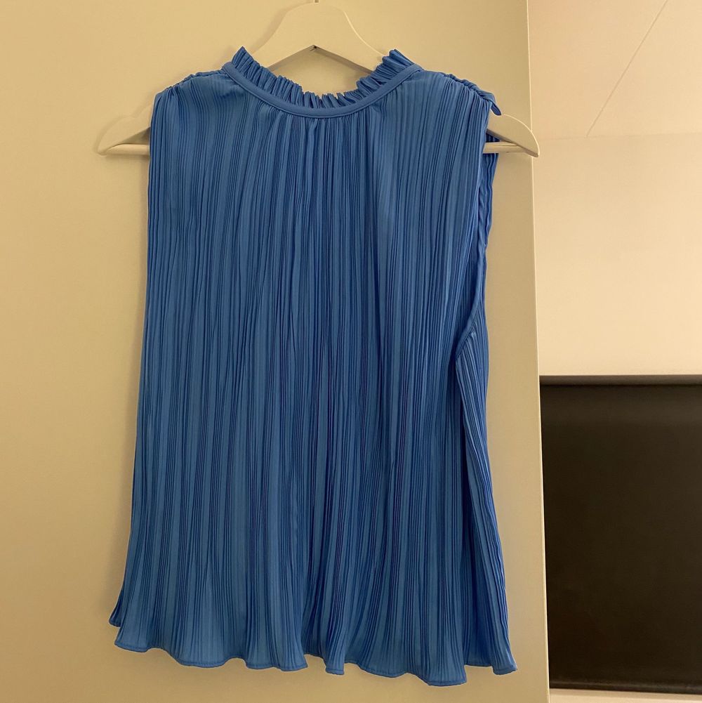 Superfin blå blus från Zara i storlek S. Använd 1 gång 💘. Toppar.