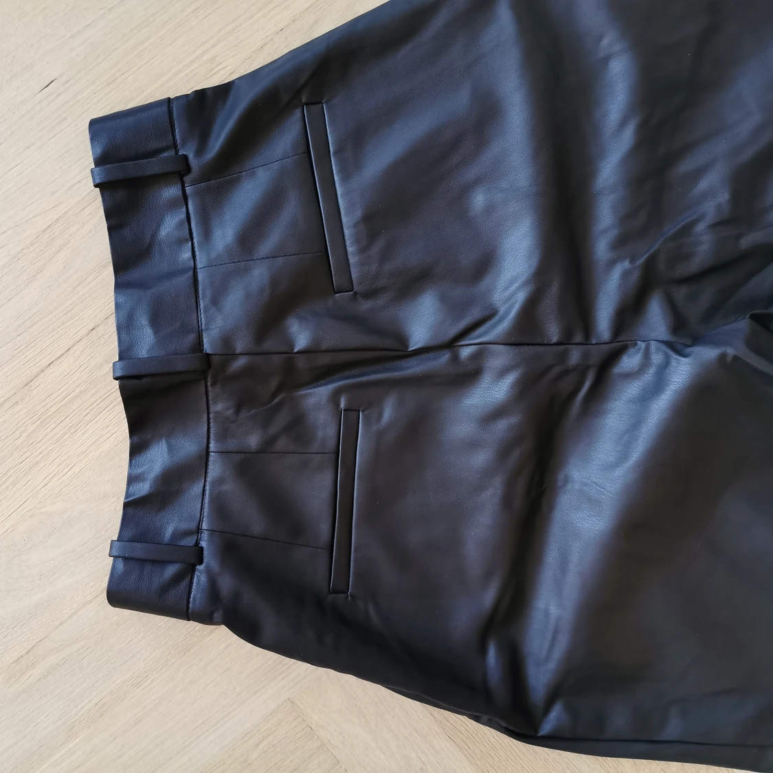 Byxor läderimitation - 91