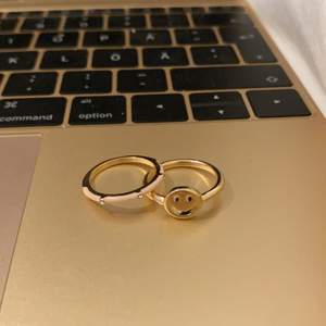 Säljer 2 par nya ringar som är helt oanvända