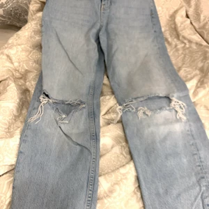Jeans  - Wida jeans från Gina tricot köpte för 600 och aldrig använt dom 