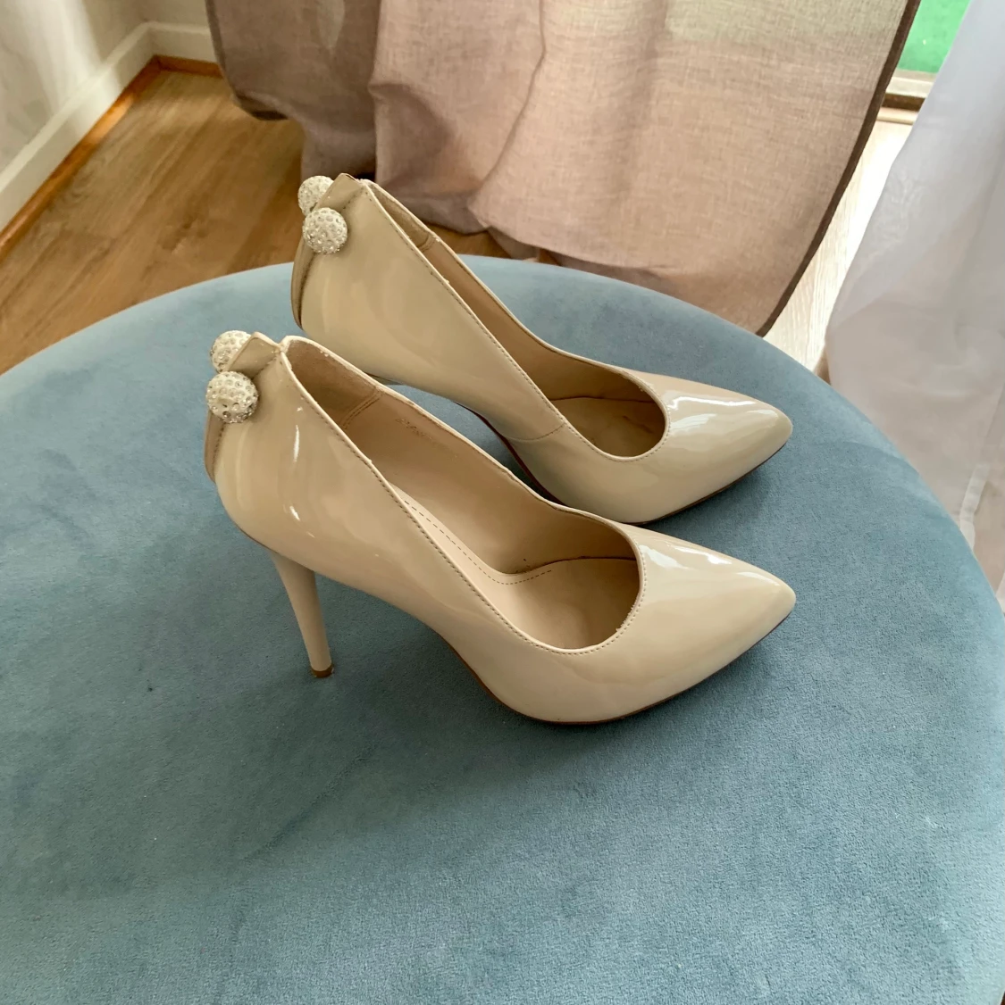 High heels 38. Nude - 90