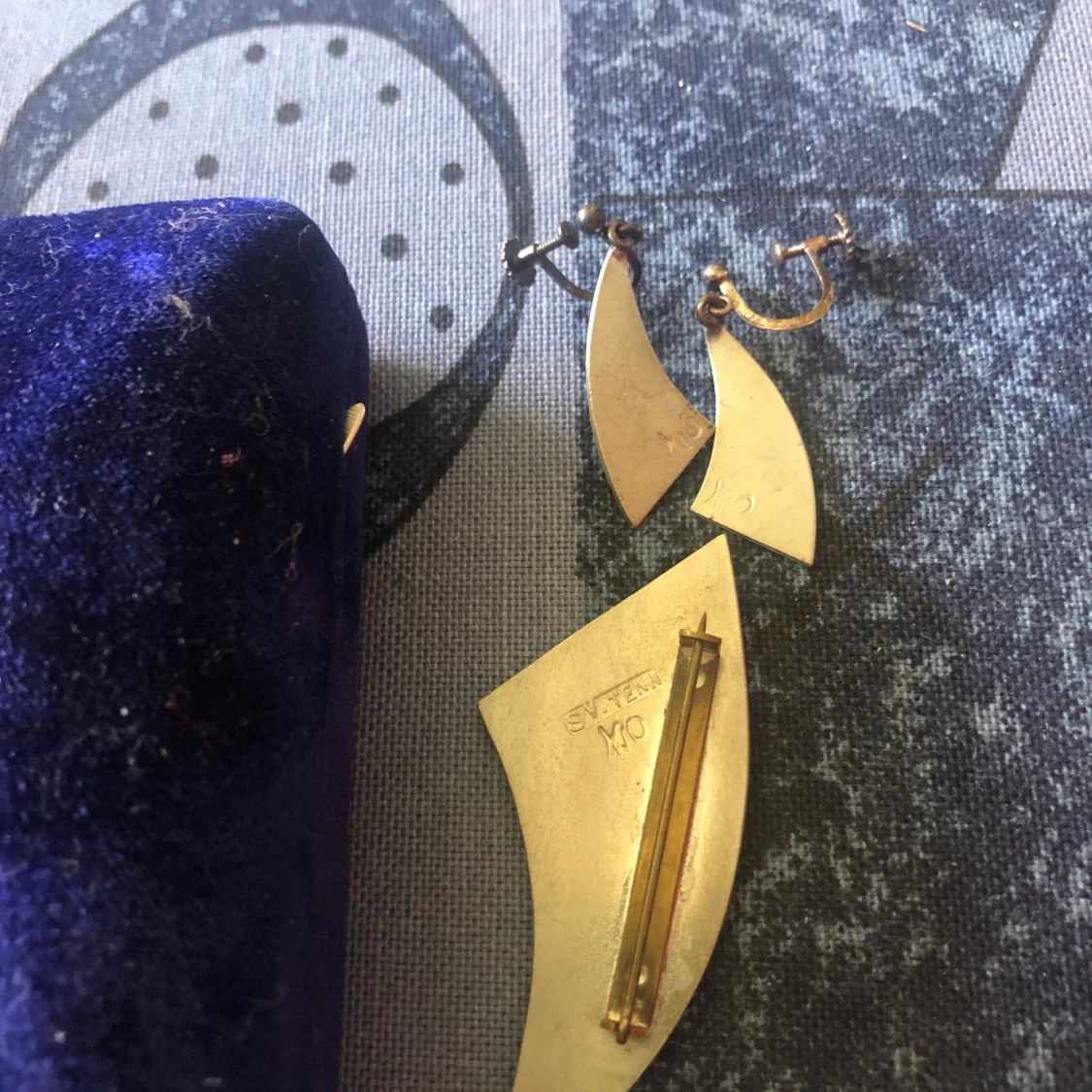 Designade smycken set tenn