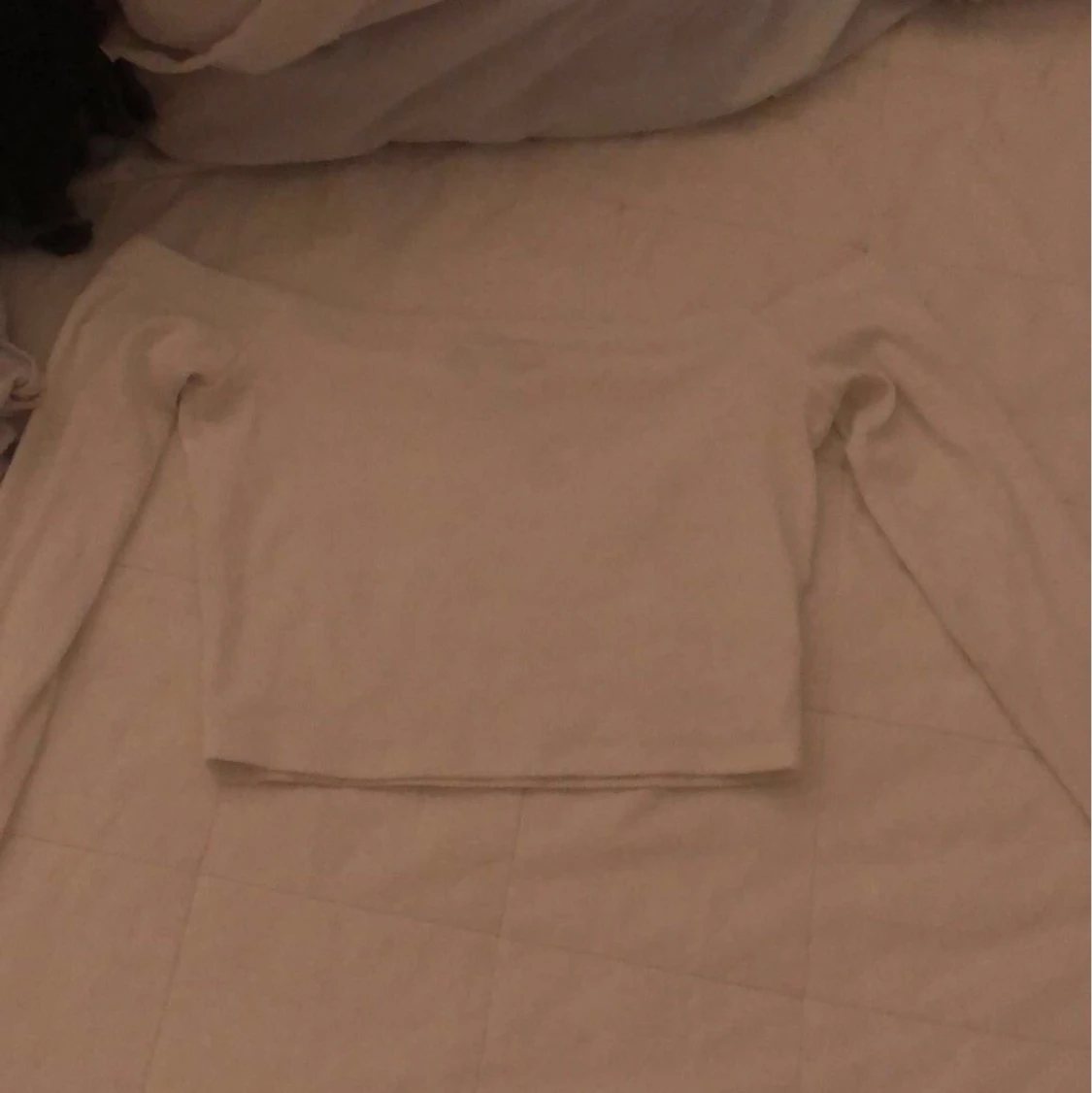 Magtröja off shoulder - 90