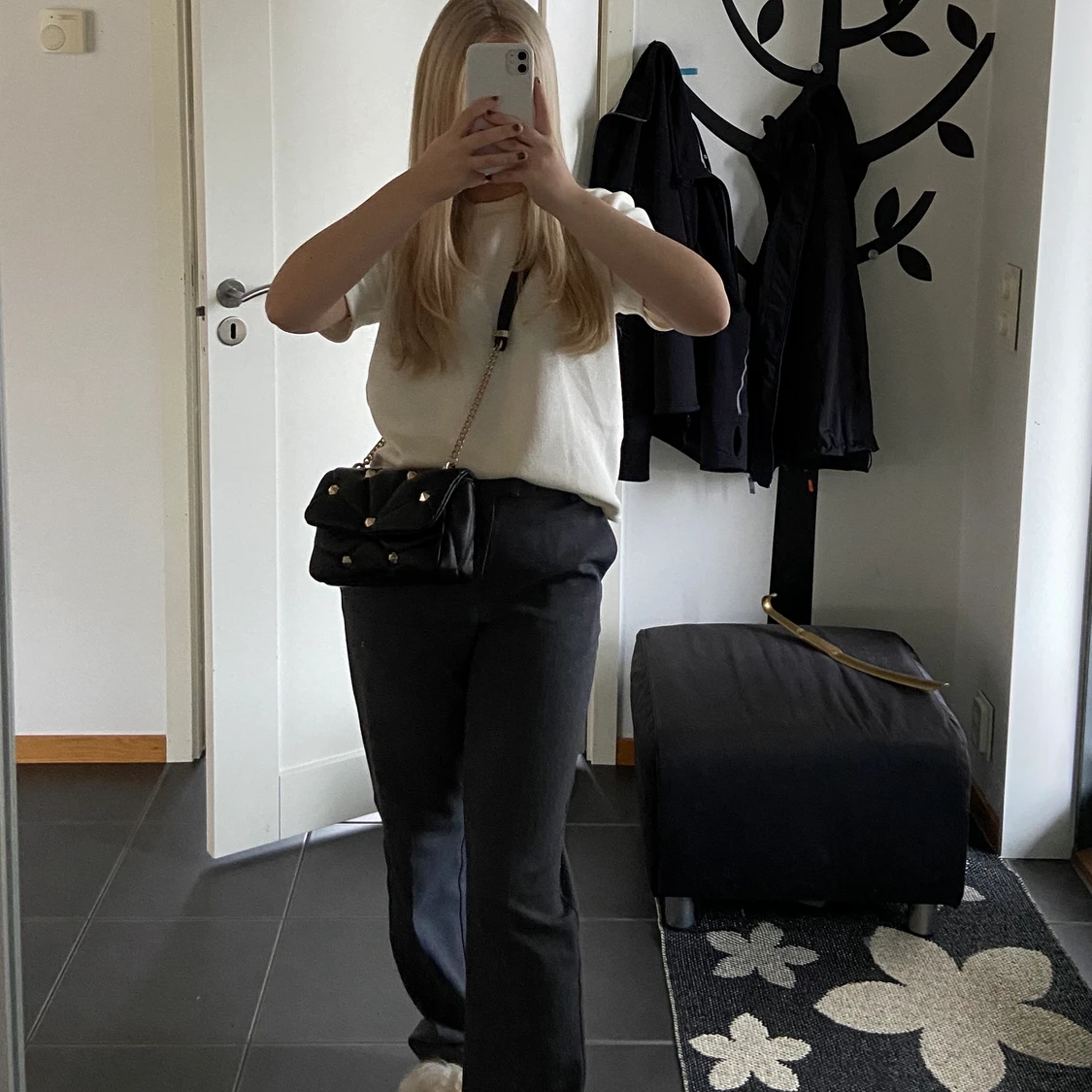 Väska med nitar - 90