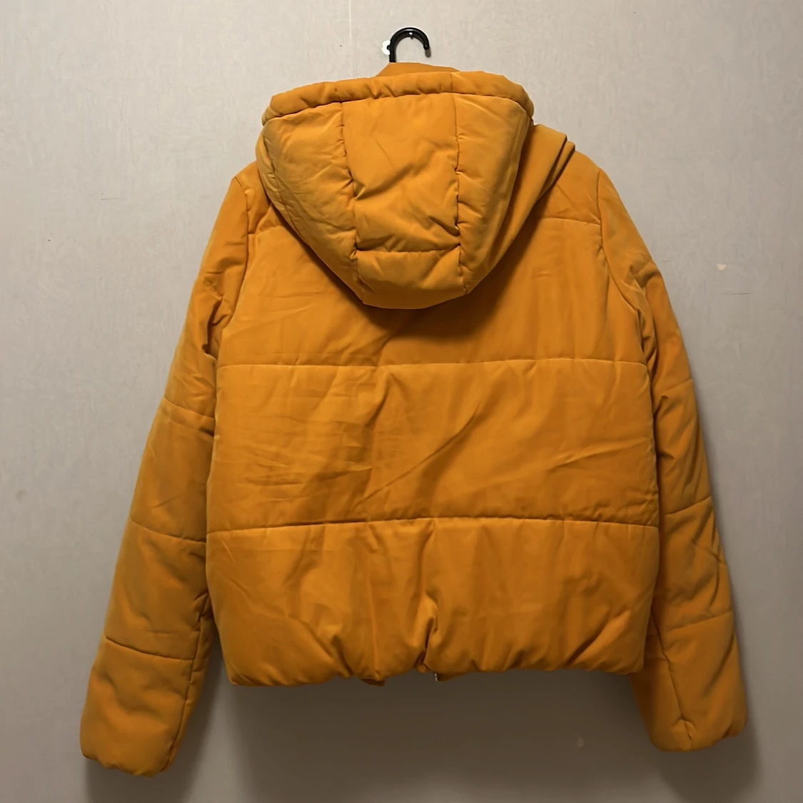 Senapsgul vinterjacka från Vila strl 36 - 90