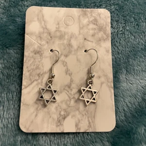 Örhängen  - Oanvända 