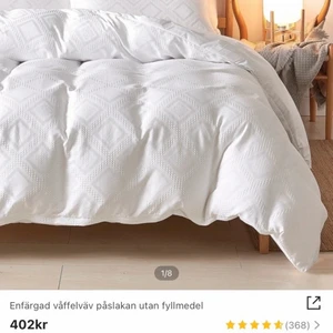 Lackan  - Jag köpte det här lackanet från SHEIN men de va för liten det är 200-160cm ”inte använd” köpt för 402 säljer för 300kr