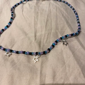 Halsband  - Halsband 💖 i silver tema med silverlås