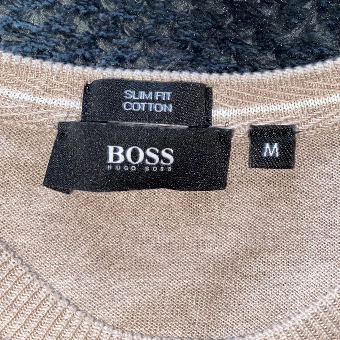 Hugo boss stickad tröja - 90